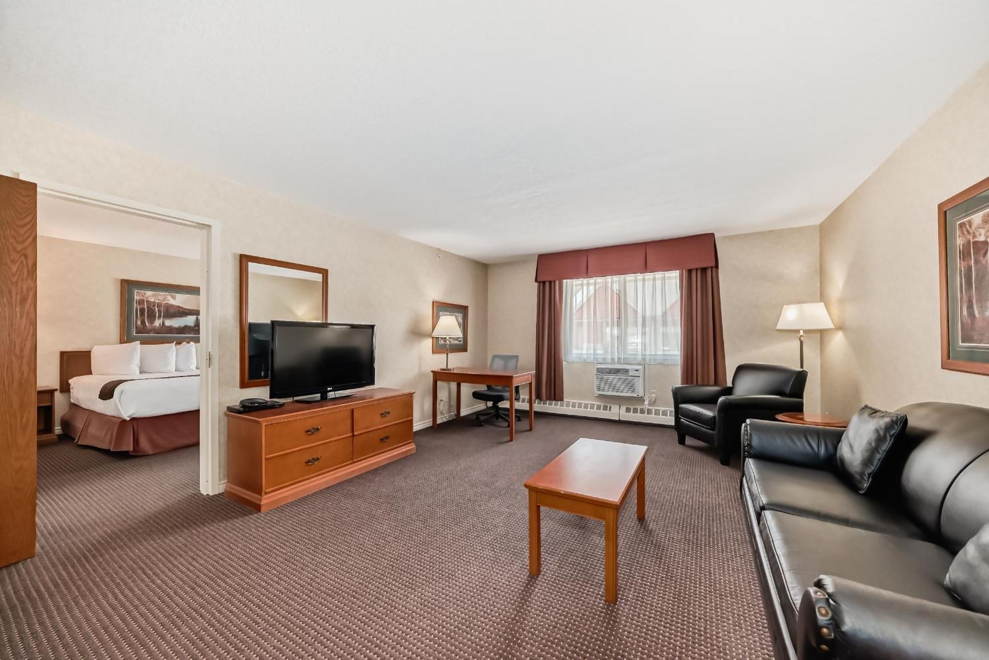 Stony Plain Inn & Suites エクステリア 写真