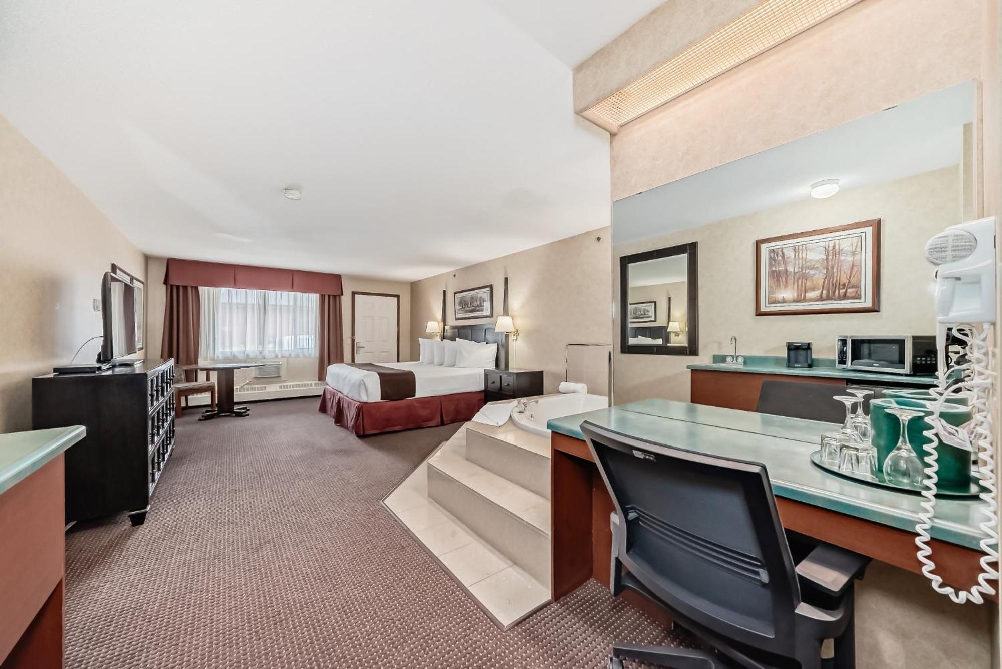 Stony Plain Inn & Suites エクステリア 写真